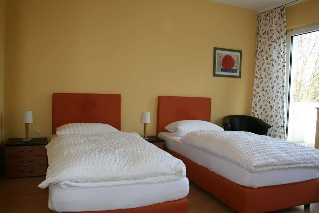 Apartmenthaus Sonnen Düsseldorf Exteriör bild